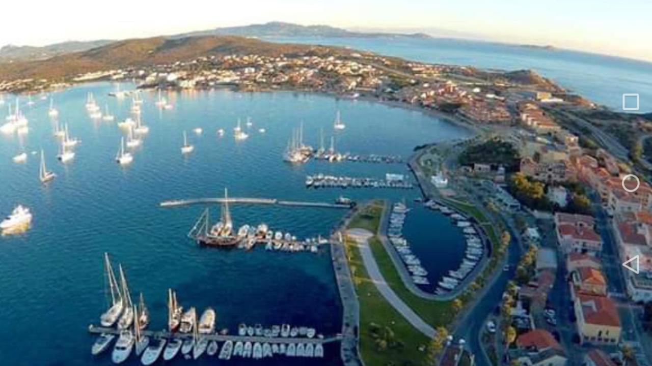 Casa Victoria Daire Golfo Aranci Dış mekan fotoğraf