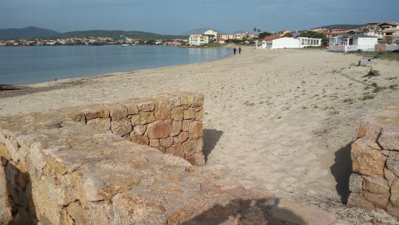 Casa Victoria Daire Golfo Aranci Dış mekan fotoğraf