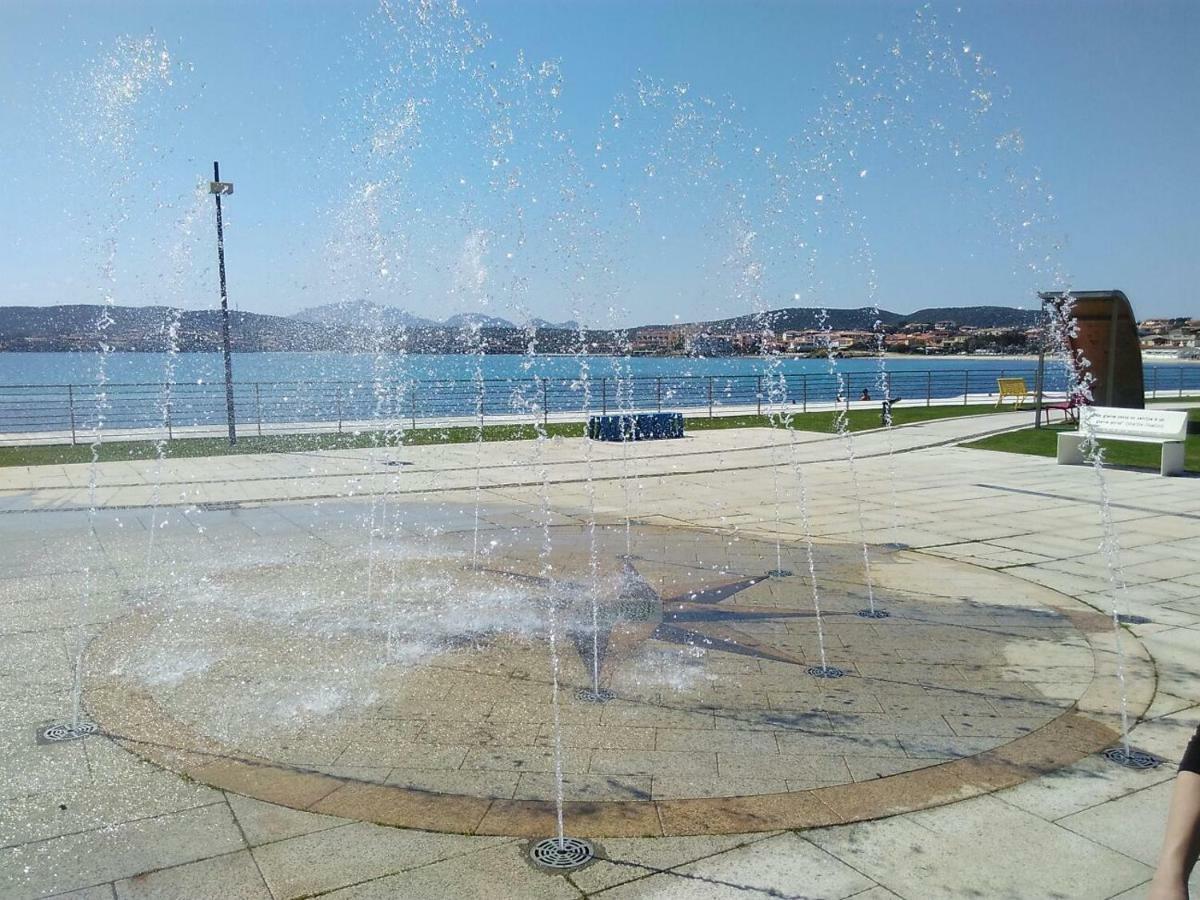 Casa Victoria Daire Golfo Aranci Dış mekan fotoğraf